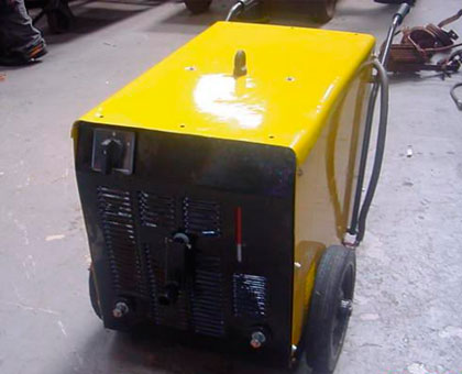 MÁQUINA DE SOLDA MOD. S. BANTAM 402 - FAB: ESAB - Depois Depois