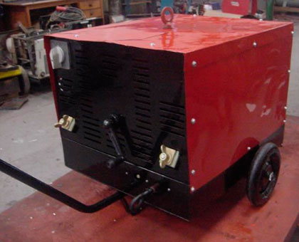 MÁQUINA DE SOLDA MOD. PICCOLA 400T FAB: BAMBOZZI - Depois Depois